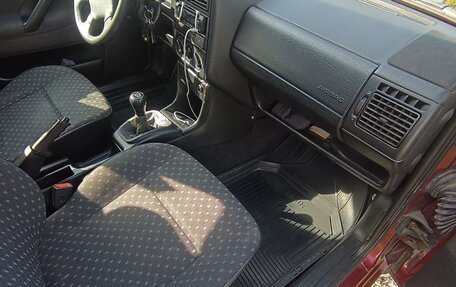 Volkswagen Passat B4, 1994 год, 185 000 рублей, 16 фотография