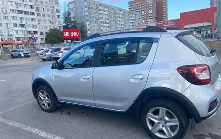 Renault Sandero II рестайлинг, 2016 год, 850 000 рублей, 5 фотография