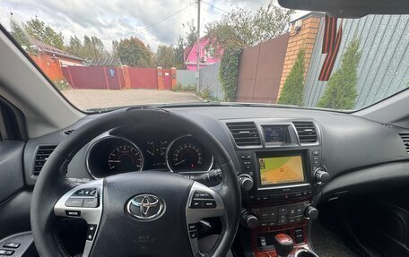 Toyota Highlander III, 2010 год, 1 500 000 рублей, 10 фотография