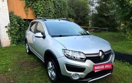 Renault Sandero II рестайлинг, 2017 год, 950 000 рублей, 4 фотография