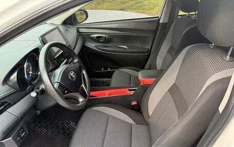 Toyota Vios III, 2022 год, 1 110 000 рублей, 7 фотография