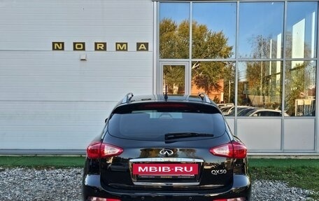 Infiniti QX50 I рестайлинг, 2014 год, 1 650 000 рублей, 6 фотография