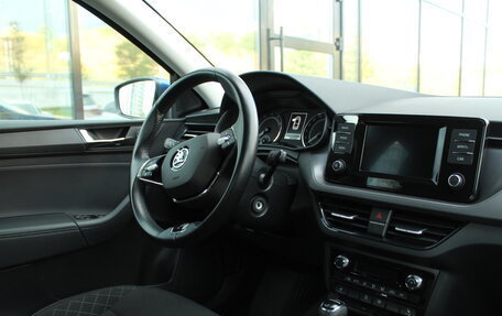 Skoda Rapid II, 2021 год, 1 700 000 рублей, 15 фотография