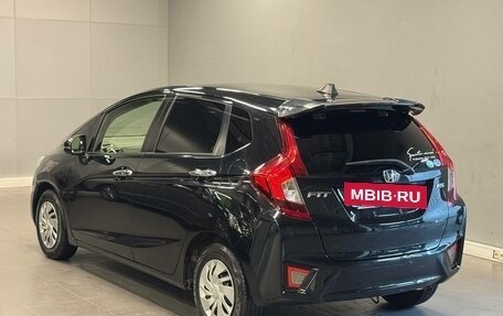Honda Fit III, 2016 год, 1 057 000 рублей, 6 фотография