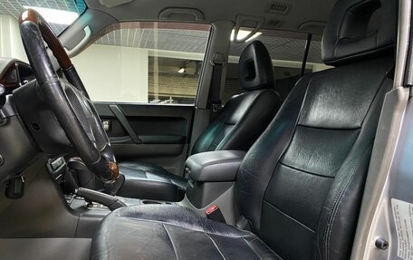 Mitsubishi Montero III, 2004 год, 800 000 рублей, 10 фотография