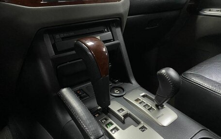 Mitsubishi Montero III, 2004 год, 800 000 рублей, 18 фотография
