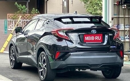 Toyota C-HR I рестайлинг, 2022 год, 1 732 000 рублей, 6 фотография