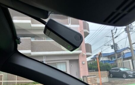 Toyota C-HR I рестайлинг, 2022 год, 1 732 000 рублей, 13 фотография