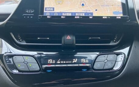 Toyota C-HR I рестайлинг, 2022 год, 1 732 000 рублей, 14 фотография