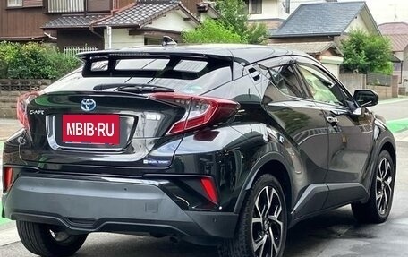 Toyota C-HR I рестайлинг, 2022 год, 1 732 000 рублей, 17 фотография