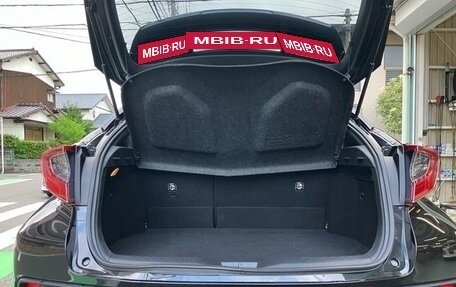 Toyota C-HR I рестайлинг, 2022 год, 1 732 000 рублей, 24 фотография