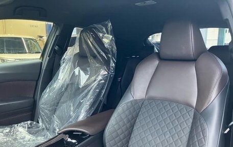 Toyota C-HR I рестайлинг, 2022 год, 1 732 000 рублей, 32 фотография