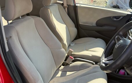 Honda Fit III, 2012 год, 680 000 рублей, 8 фотография