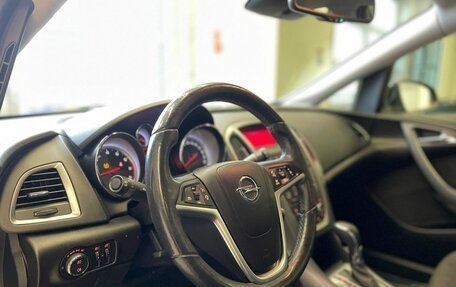 Opel Astra J, 2014 год, 1 000 000 рублей, 9 фотография