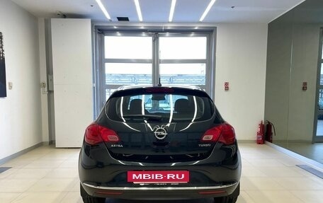 Opel Astra J, 2014 год, 1 000 000 рублей, 6 фотография