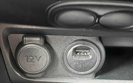 Peugeot 2008 II, 2019 год, 800 000 рублей, 13 фотография