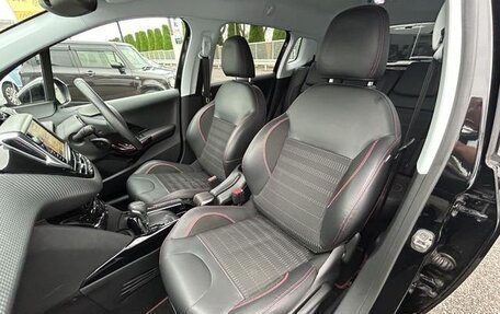 Peugeot 2008 II, 2019 год, 800 000 рублей, 23 фотография