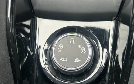 Peugeot 2008 II, 2019 год, 800 000 рублей, 10 фотография