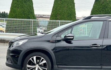 Peugeot 2008 II, 2019 год, 800 000 рублей, 38 фотография