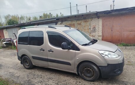 Peugeot Partner II рестайлинг 2, 2011 год, 400 000 рублей, 4 фотография