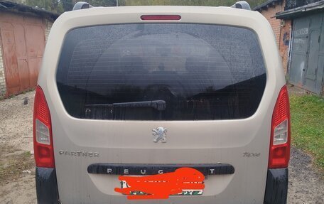Peugeot Partner II рестайлинг 2, 2011 год, 400 000 рублей, 2 фотография