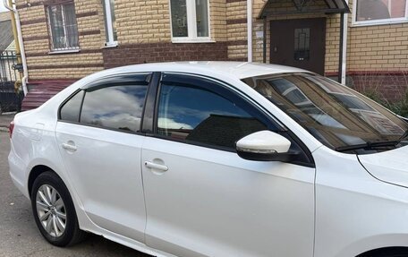Volkswagen Jetta VI, 2015 год, 865 000 рублей, 3 фотография
