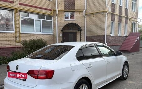 Volkswagen Jetta VI, 2015 год, 865 000 рублей, 6 фотография