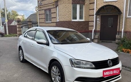 Volkswagen Jetta VI, 2015 год, 865 000 рублей, 2 фотография