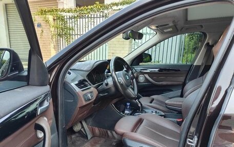 BMW X1, 2021 год, 1 725 000 рублей, 5 фотография