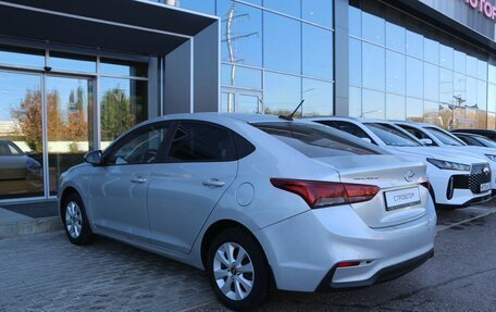 Hyundai Solaris II рестайлинг, 2017 год, 1 090 000 рублей, 4 фотография