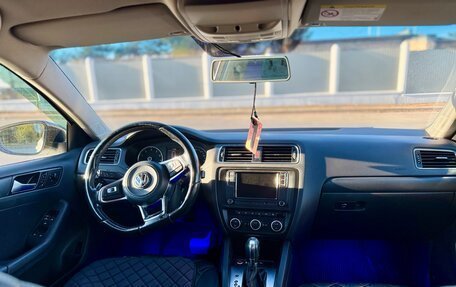 Volkswagen Jetta VI, 2014 год, 1 000 000 рублей, 5 фотография