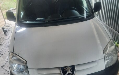 Peugeot Partner II рестайлинг 2, 2011 год, 350 000 рублей, 1 фотография