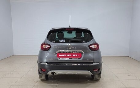 Renault Kaptur I рестайлинг, 2018 год, 1 520 000 рублей, 5 фотография