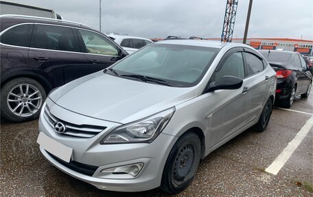 Hyundai Solaris II рестайлинг, 2015 год, 693 000 рублей, 1 фотография