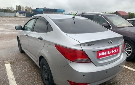 Hyundai Solaris II рестайлинг, 2015 год, 693 000 рублей, 4 фотография