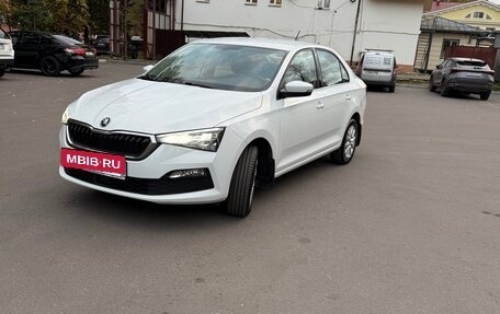 Skoda Rapid II, 2020 год, 1 690 000 рублей, 2 фотография