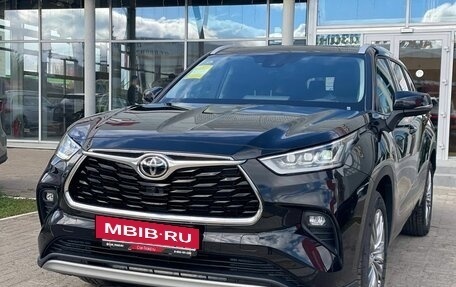 Toyota Highlander, 2025 год, 5 700 000 рублей, 2 фотография