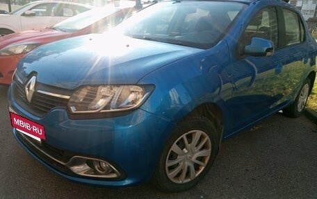 Renault Logan II, 2018 год, 790 000 рублей, 3 фотография