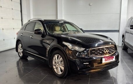 Infiniti FX II, 2011 год, 2 450 000 рублей, 1 фотография