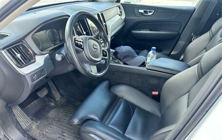 Volvo XC60 II, 2021 год, 3 999 000 рублей, 5 фотография