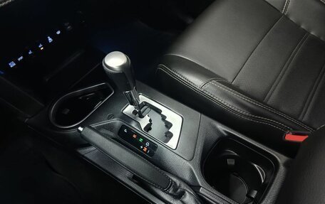 Toyota RAV4, 2019 год, 2 599 000 рублей, 14 фотография