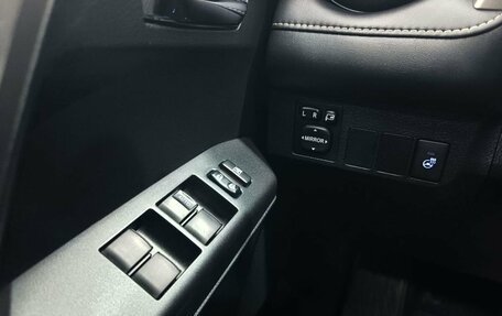 Toyota RAV4, 2019 год, 2 599 000 рублей, 15 фотография