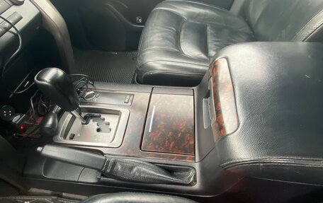 Toyota Land Cruiser 200, 2011 год, 2 900 000 рублей, 5 фотография