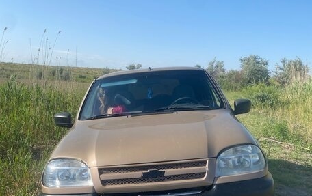 Chevrolet Niva I рестайлинг, 2004 год, 220 000 рублей, 4 фотография