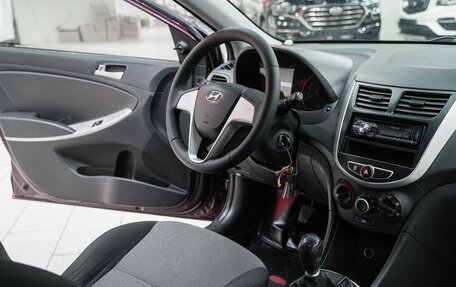 Hyundai Solaris II рестайлинг, 2013 год, 649 000 рублей, 10 фотография