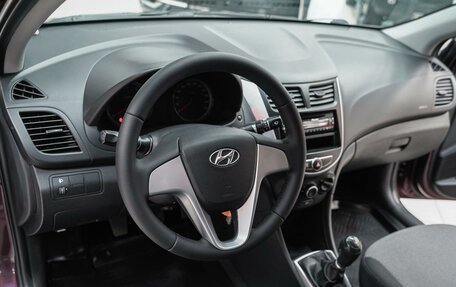 Hyundai Solaris II рестайлинг, 2013 год, 649 000 рублей, 7 фотография