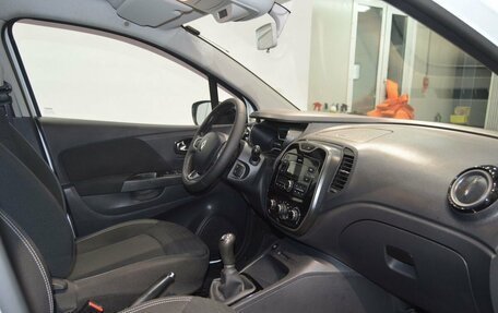 Renault Kaptur I рестайлинг, 2018 год, 1 330 000 рублей, 19 фотография
