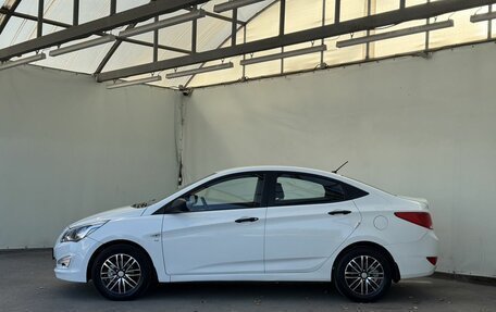 Hyundai Solaris II рестайлинг, 2015 год, 950 000 рублей, 9 фотография