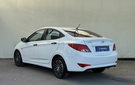 Hyundai Solaris II рестайлинг, 2015 год, 950 000 рублей, 6 фотография