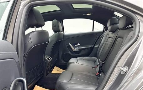 Mercedes-Benz A-Класс, 2022 год, 2 203 000 рублей, 17 фотография